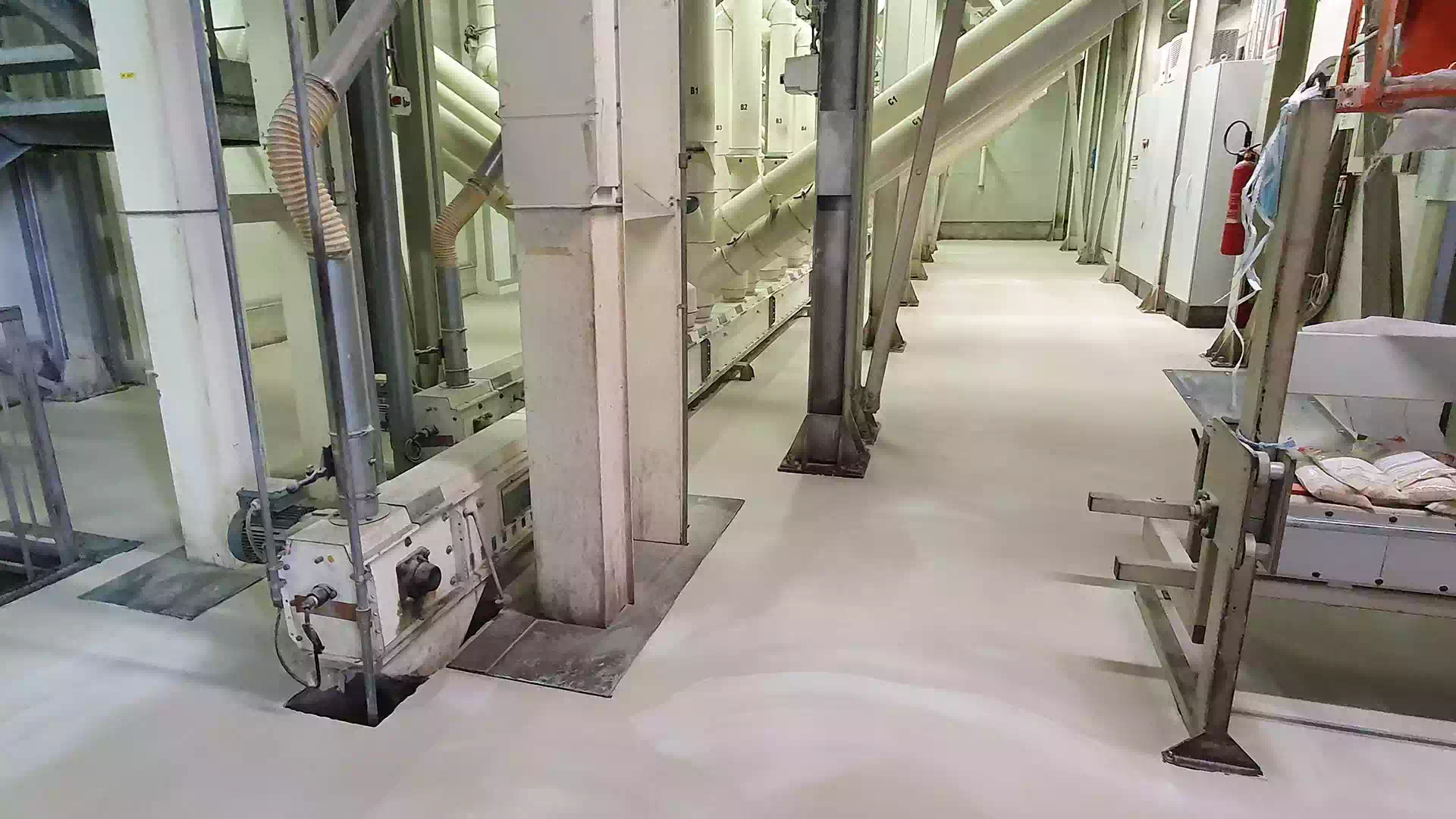 Pavimento industriale in resina realizzato per Brescia, Mantova e Verona